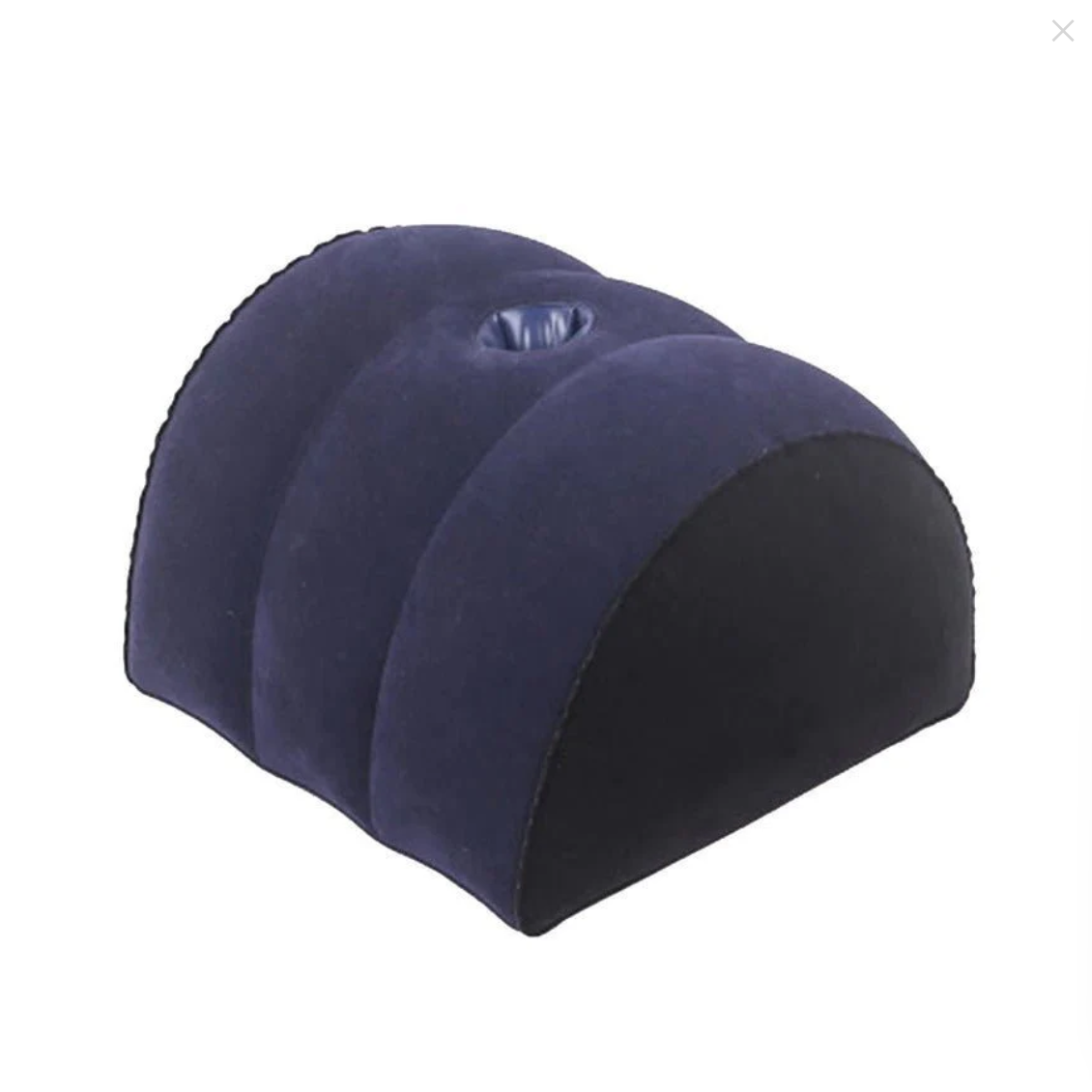 How does the padded design support extended play sessions?