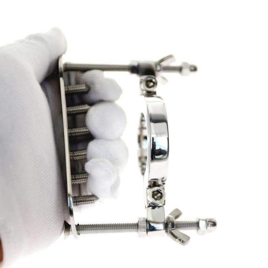 testicle squeezer with spikes