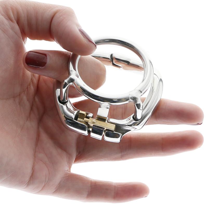 Comfortable and secure chastity ring for daily wear