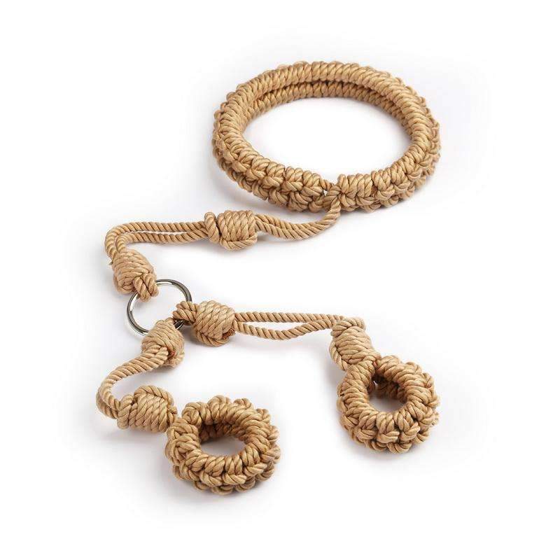 Does this restraint work with other BDSM gear?