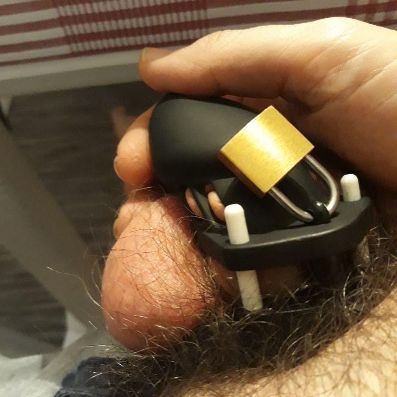 beginner-friendly plastic chastity cage