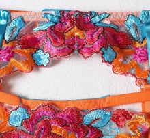Load image into Gallery viewer, Erotic Lingerie Floral Embroidery Lace Bra Set
