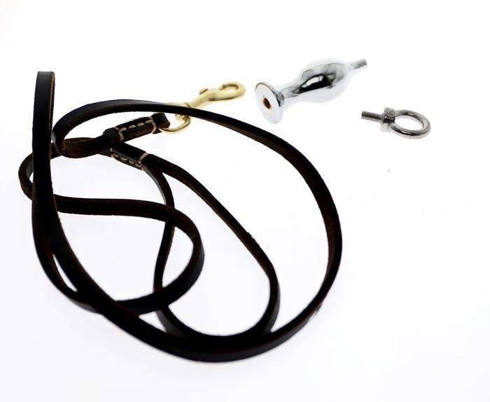 What leash styles work best with anal plugs?