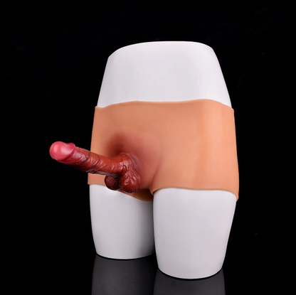 Strap on pegging dildo realistic 6.9 inch