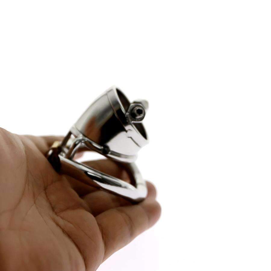 Cock cage for submissive training sessions