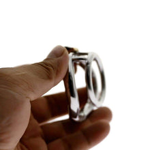 Load image into Gallery viewer, Chastity Training ring - Locking Double Cock ring
